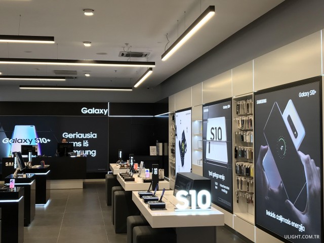 SAMSUNG Showroom